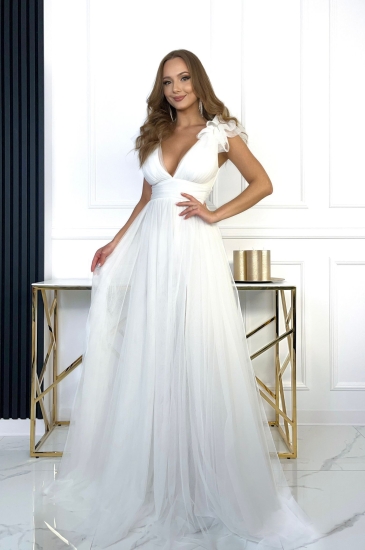 Ariela biała - elegancka sukienka z odkrytymi plecami