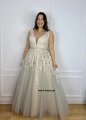 sukienka wieczorowa z gipura plus size
